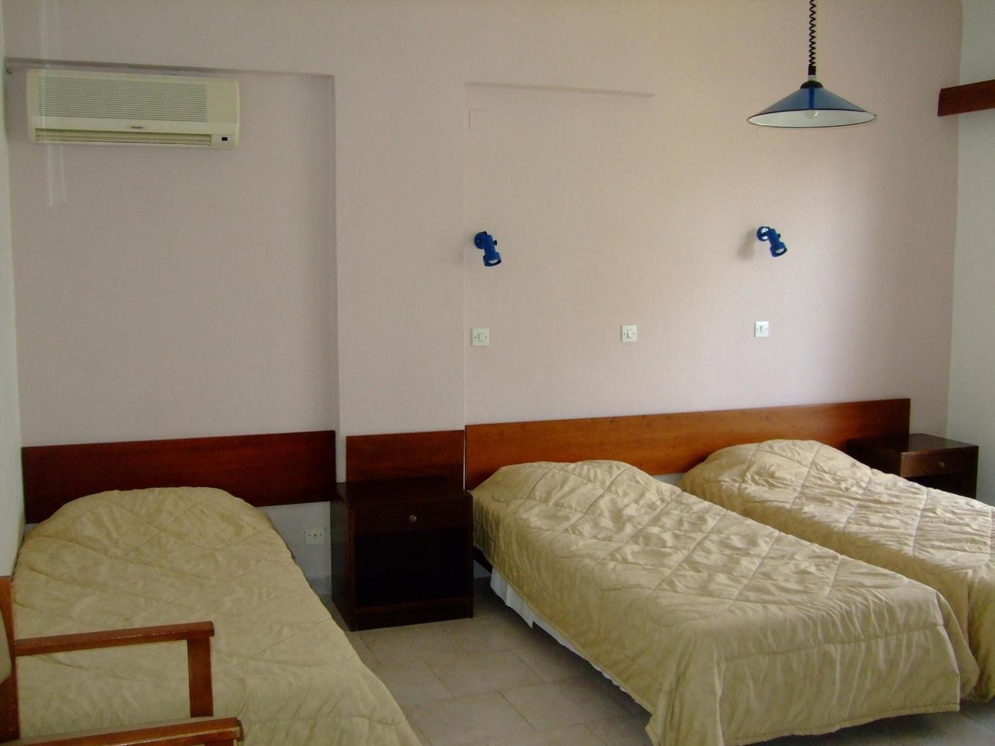 Antonios Hotel Faliraki Bilik gambar