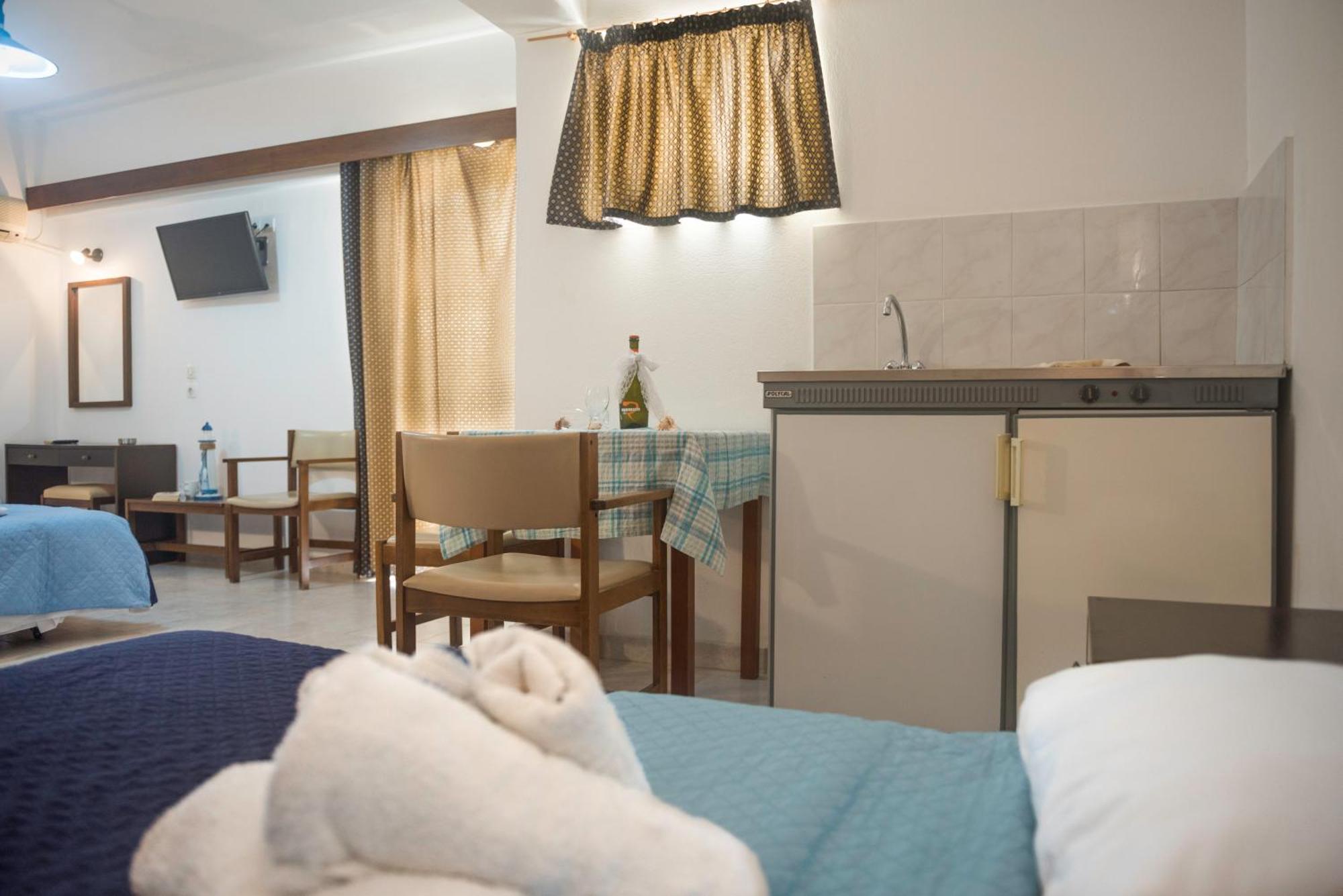 Antonios Hotel Faliraki Bilik gambar