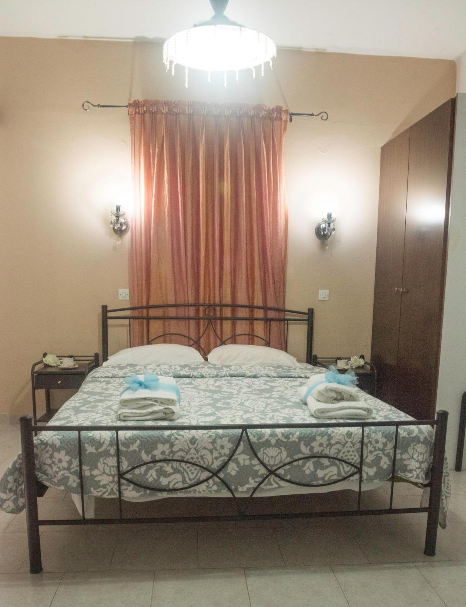 Antonios Hotel Faliraki Bilik gambar